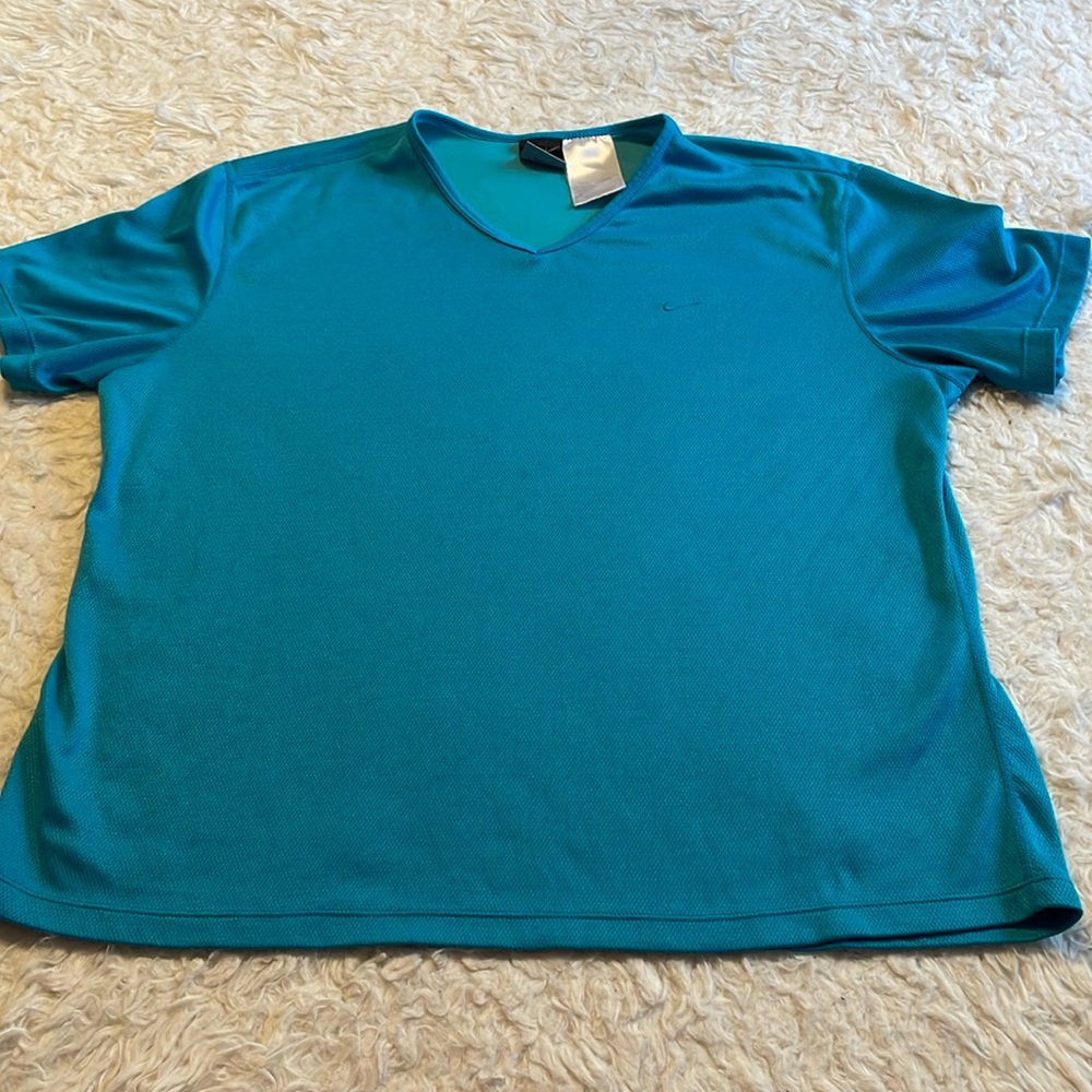 Nike Dri-Fit Blue Short Sleeve Extra Large T-Shirt
